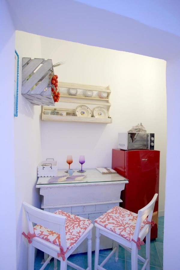 Piazzetta Petrone Apartments + Parking เวียสเต ภายนอก รูปภาพ