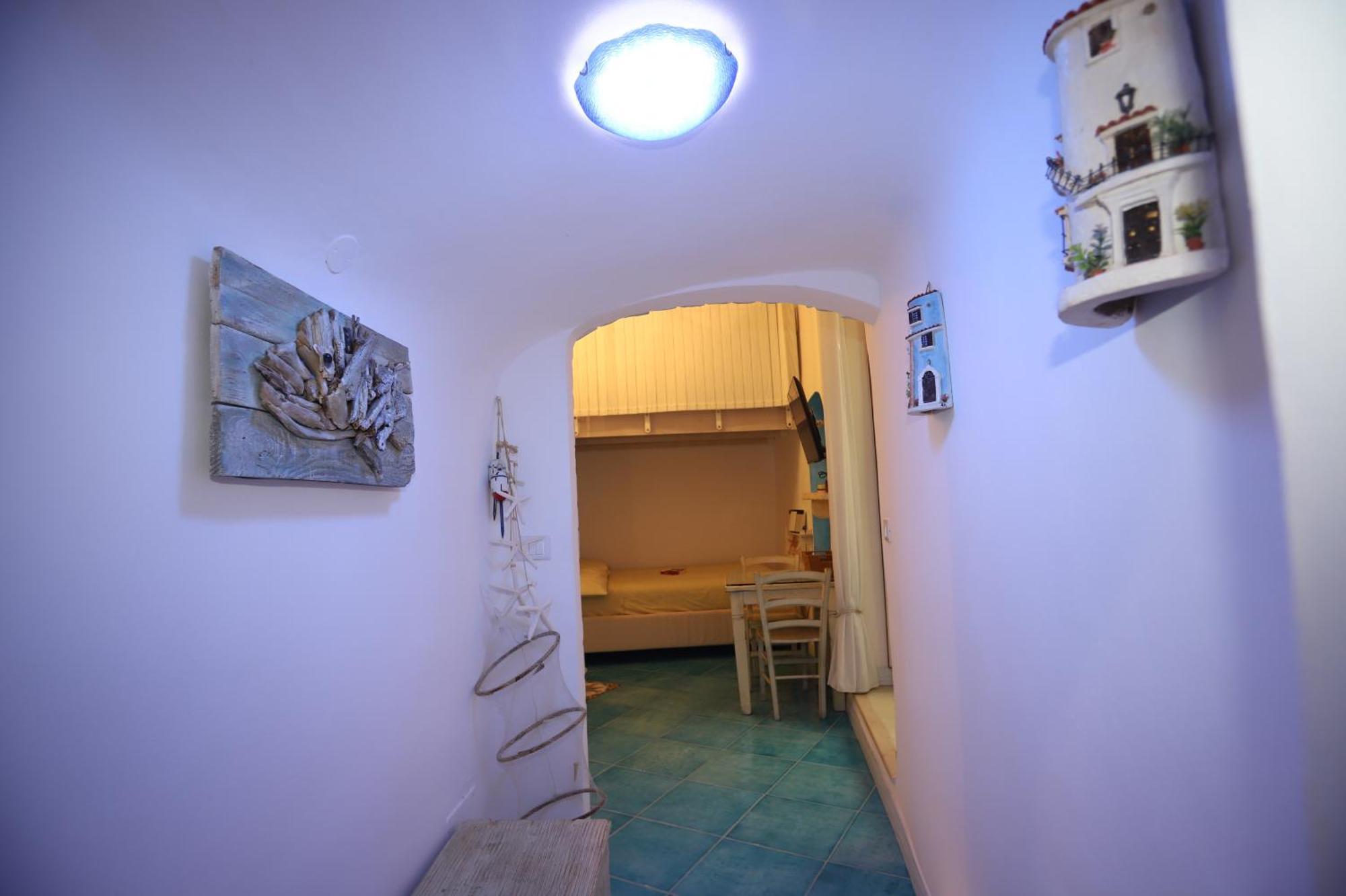 Piazzetta Petrone Apartments + Parking เวียสเต ภายนอก รูปภาพ